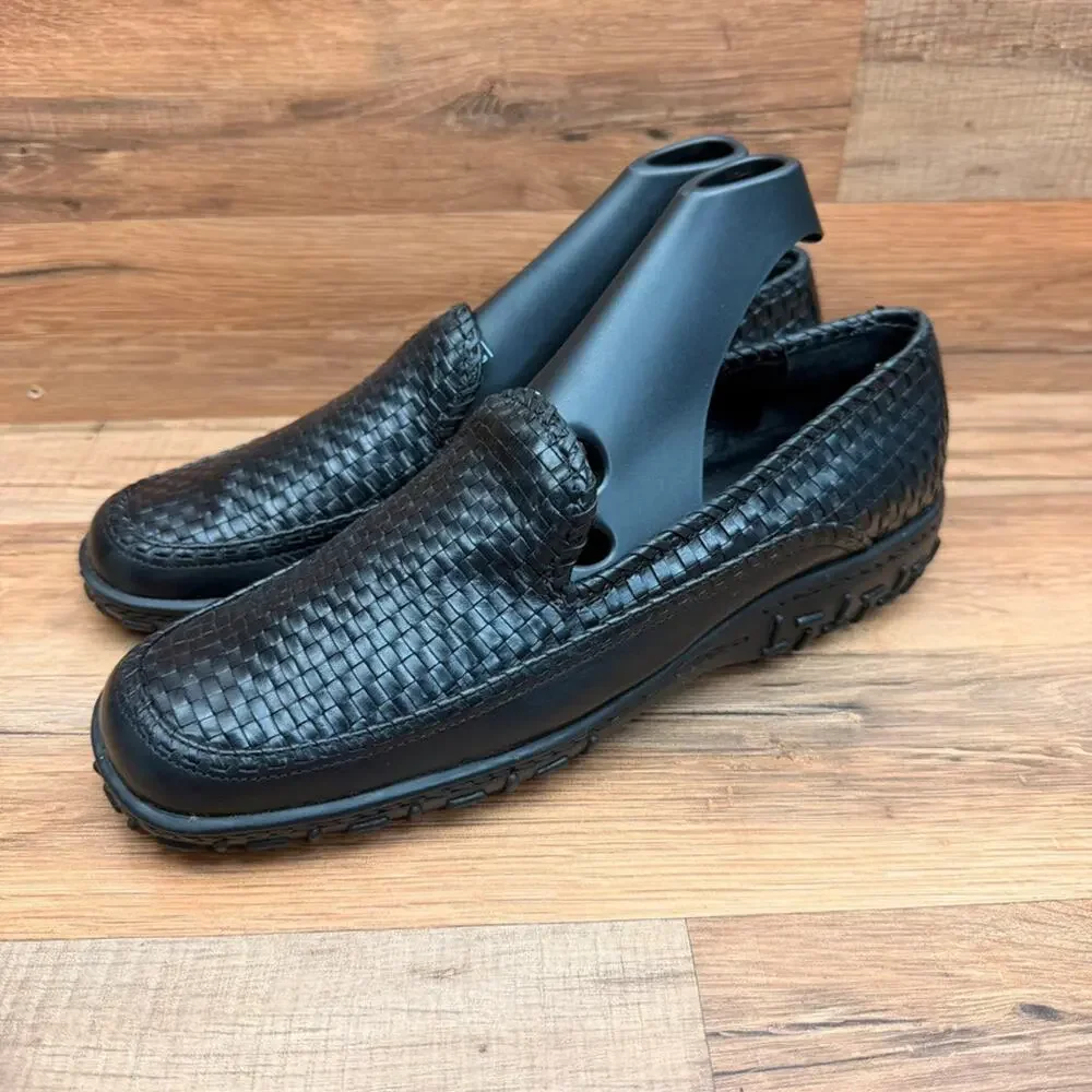 Cole Haan Women's size 10B Black Leather Woven  Loafers Shoes